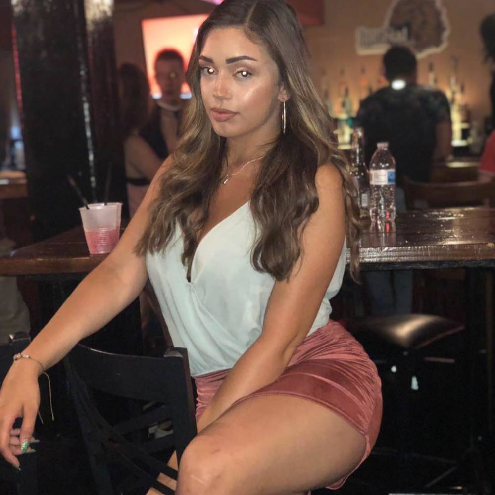 Meet your Posher, Karina